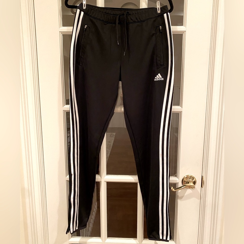 Adidas Climacool Men’s Training Pants. Size Medium
